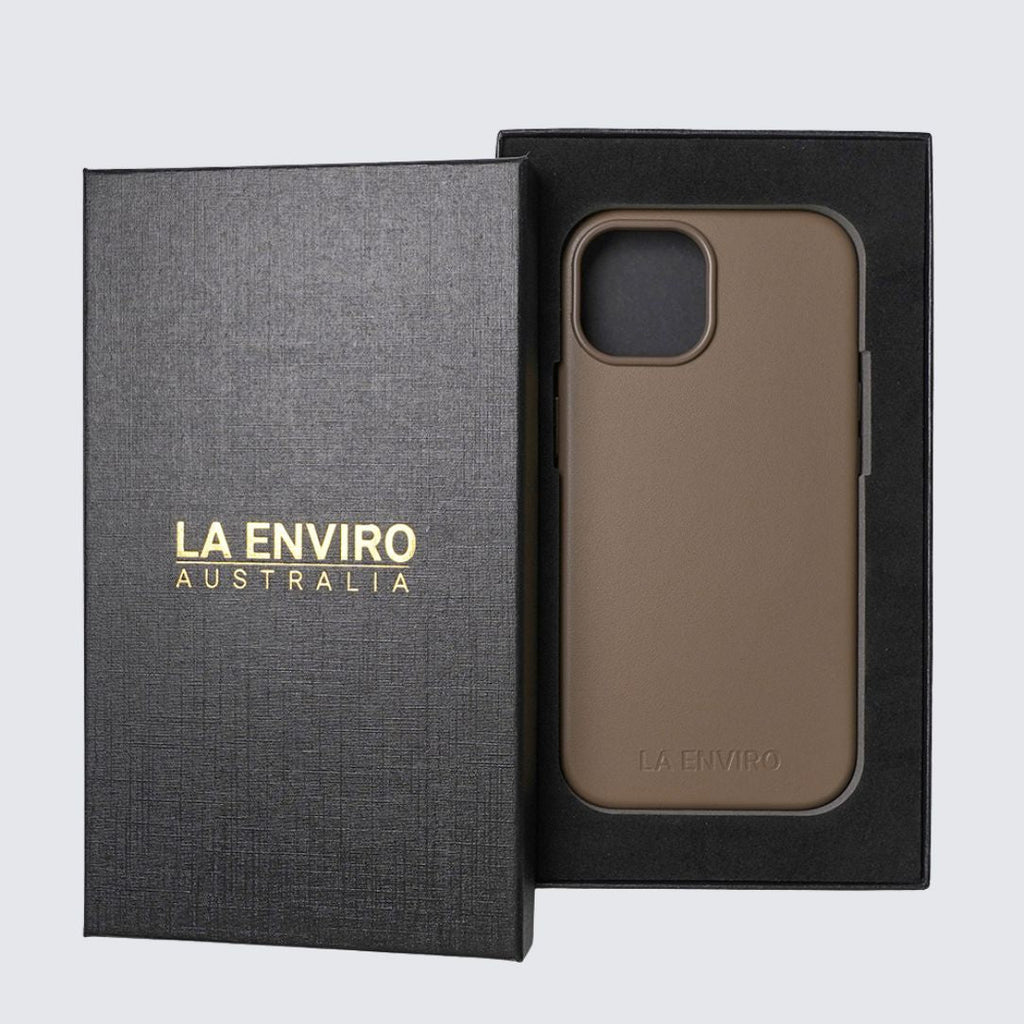 iPHONE 15 Magsafe Case With Screen Protector by LA ENVIRO