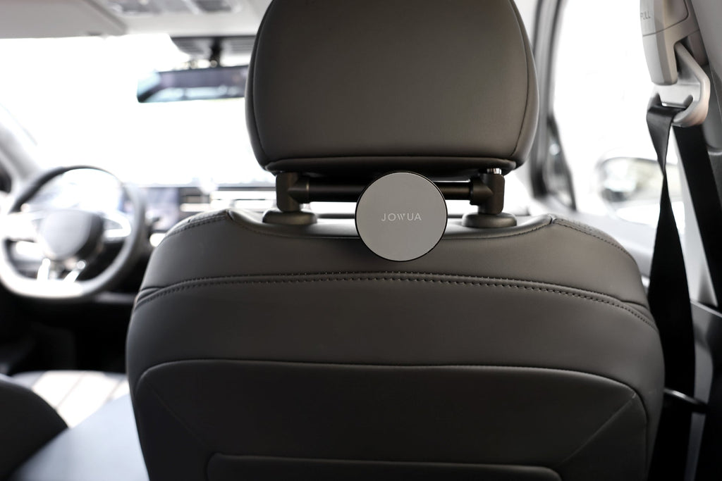 Universal MagSafe Car Seat Holder by JOWUA